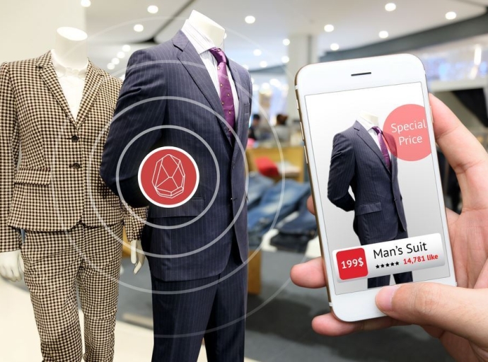 Tech boosts fashion shopping